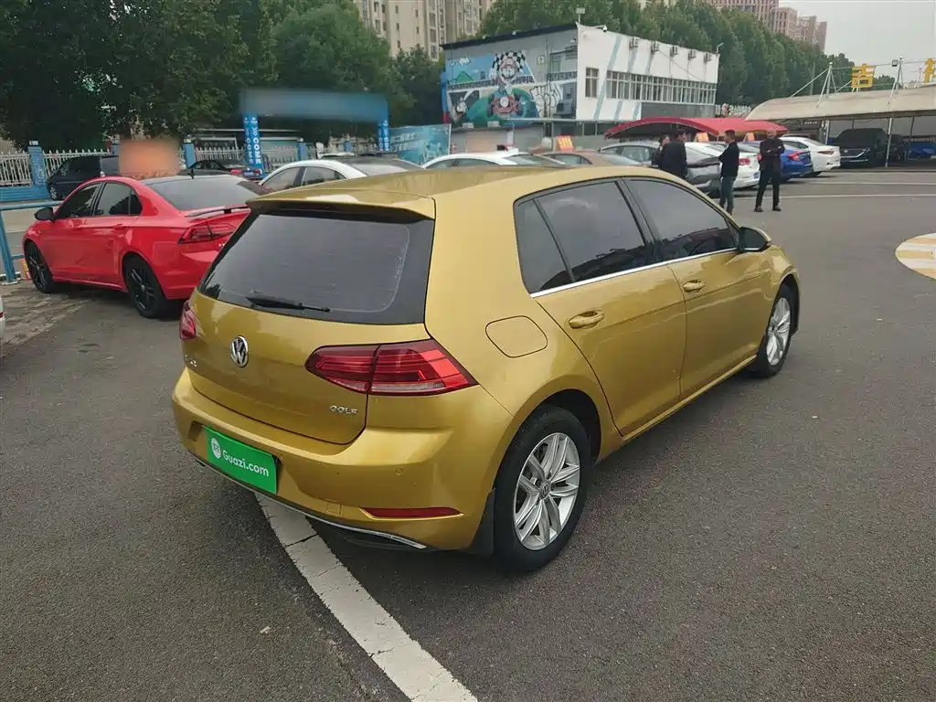 Volkswagen Golf 2018 1.6L Automatic Comfort фото 5