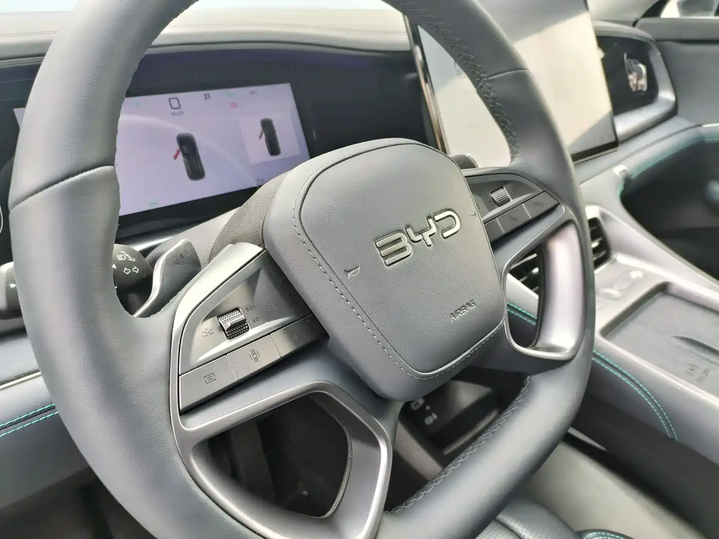 BYD SEA LION 07 DM I