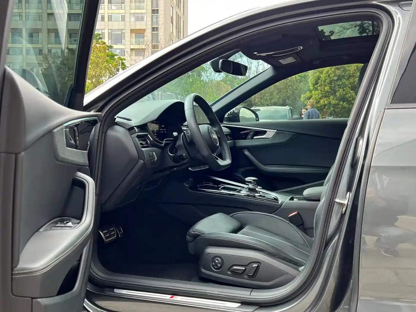 AUDI A4L