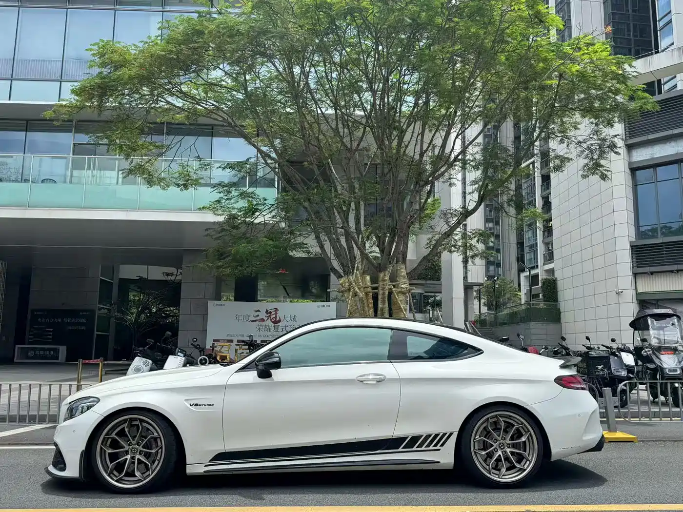 Mercedes-Benz C-Class AMG 2019 AMG C 63 Coupe фото 3