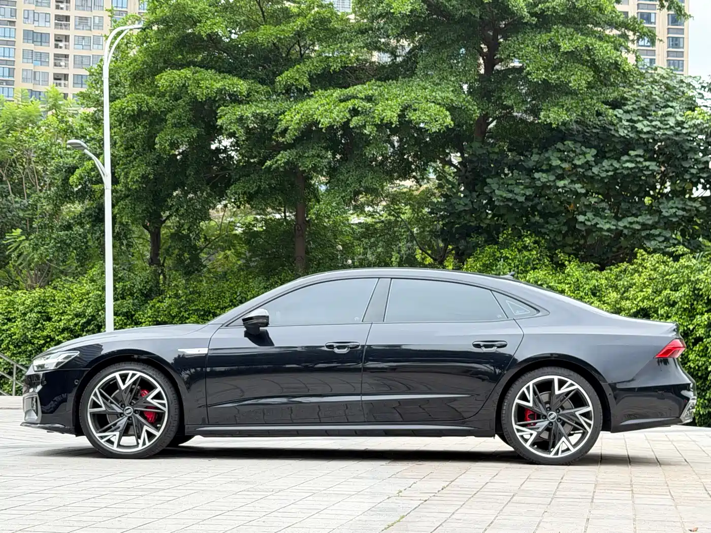 Audi A7L 2025 2025 Model Year 45 TFSI quattro Black Knight Edition