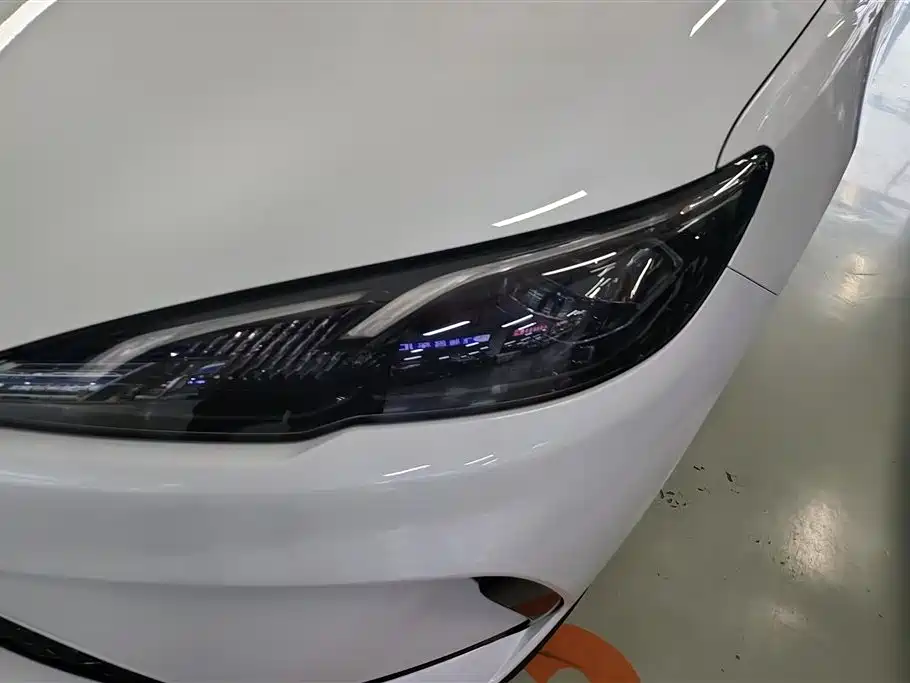 BYD Hai Bao 05 DM-i 2025 DM-i Smart Drive Edition 55KM Luxury фото 5