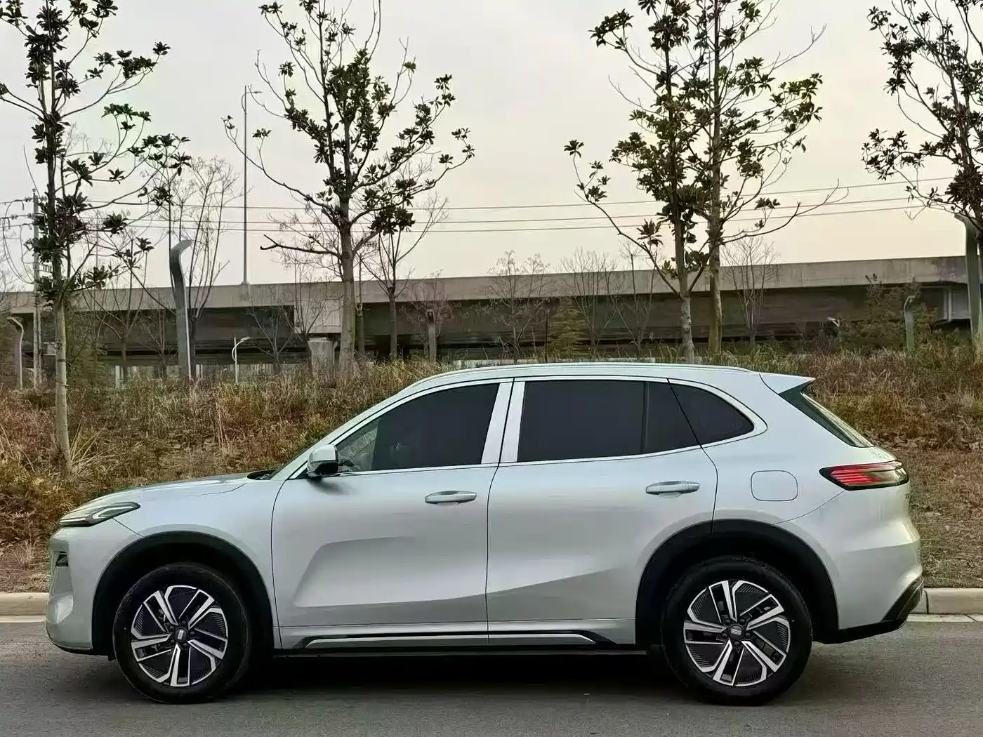 GEELY GALAXY GALAXY STARSHIP 7 EM I