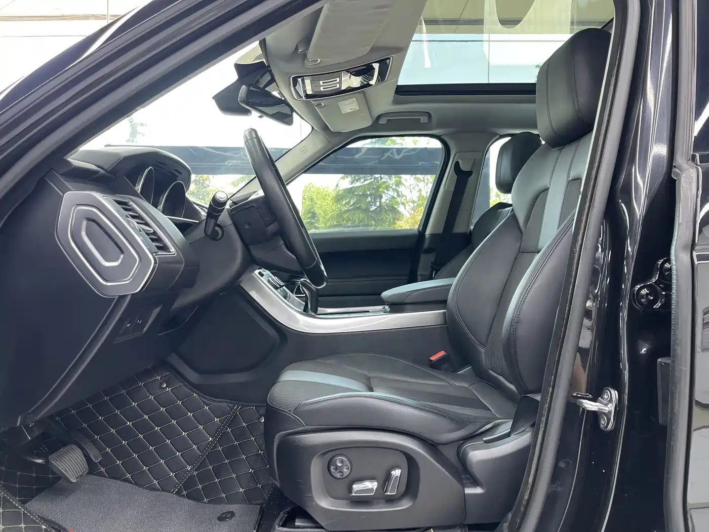 Land Rover Range Rover Sport 2017 3.0 SC V6 HSE фото 19