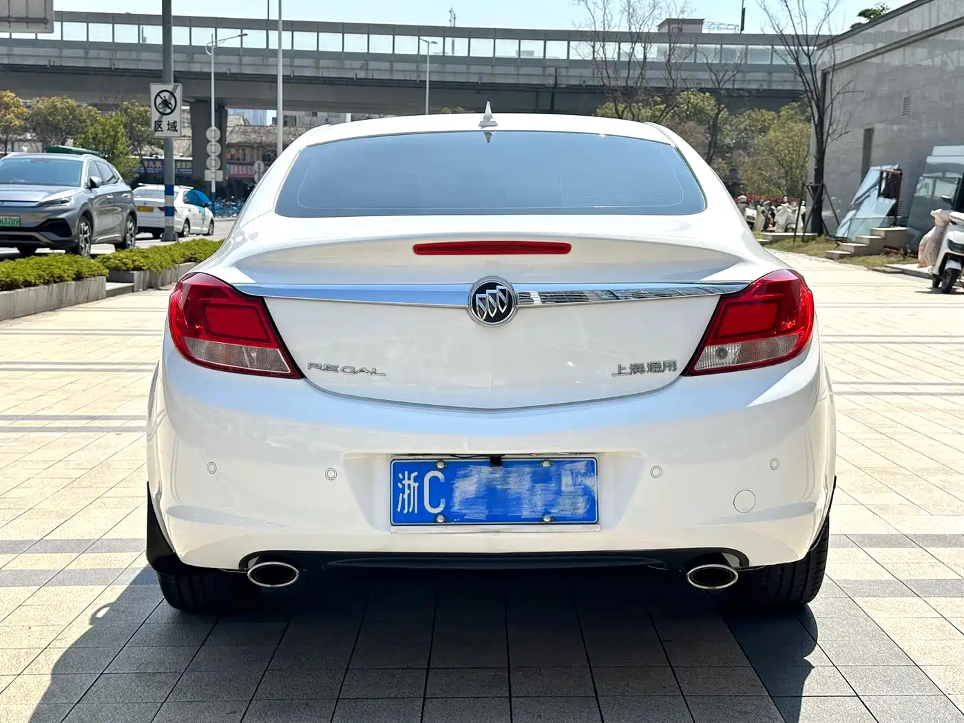 Buick Regal 2012 Model 2.0L Luxury фото 17