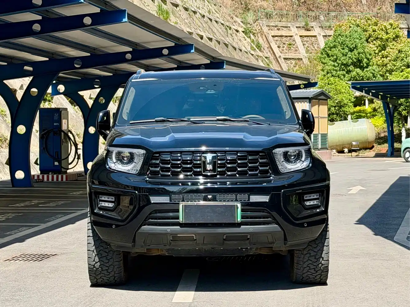 TANK TANK 700 NEW ENERGY