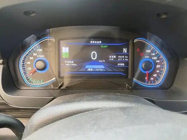 BAIC New Energy EX 2018 EX360 Trend Edition — фото 4