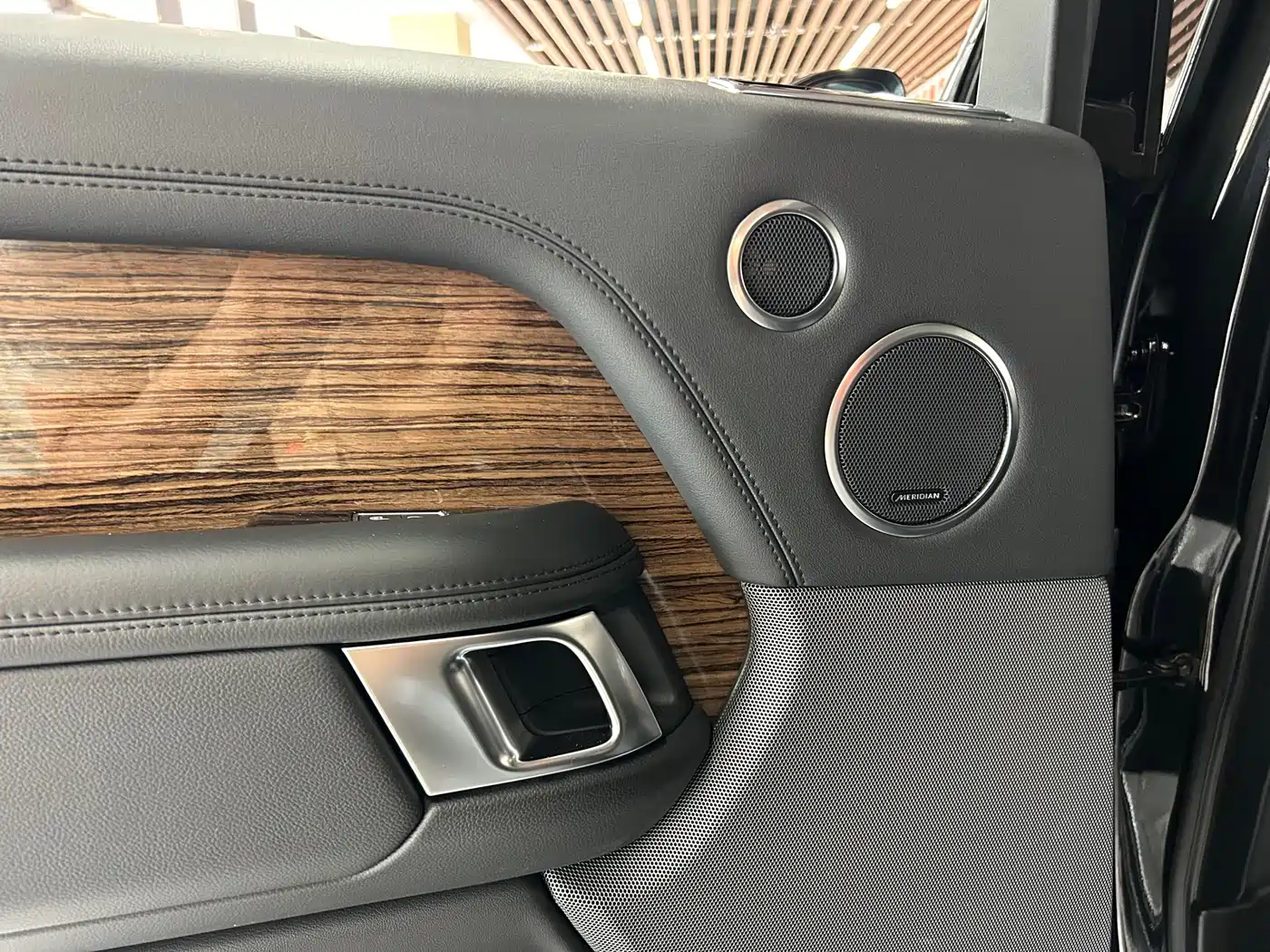 Land Rover Range Rover 2019 3.0 SC V6 Golden Age Edition фото 14