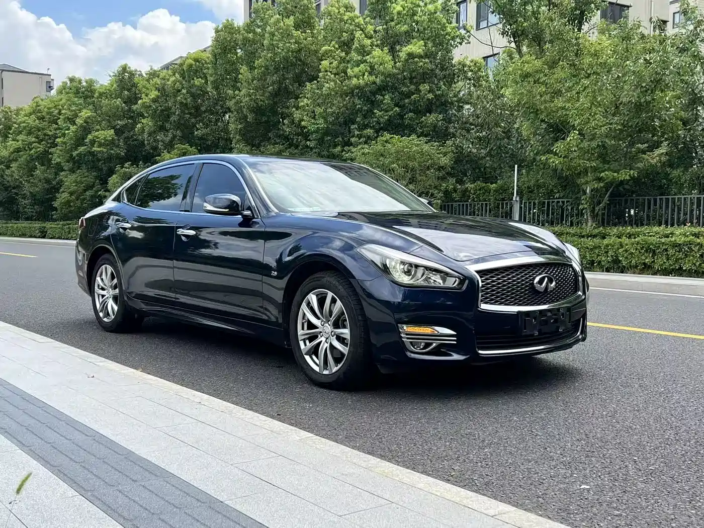Infiniti Q70 2017 2017 Q70L 2.5L Elite Edition