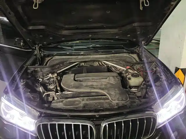 BMW X5 (Import) 2017 xDrive28i — фото 3