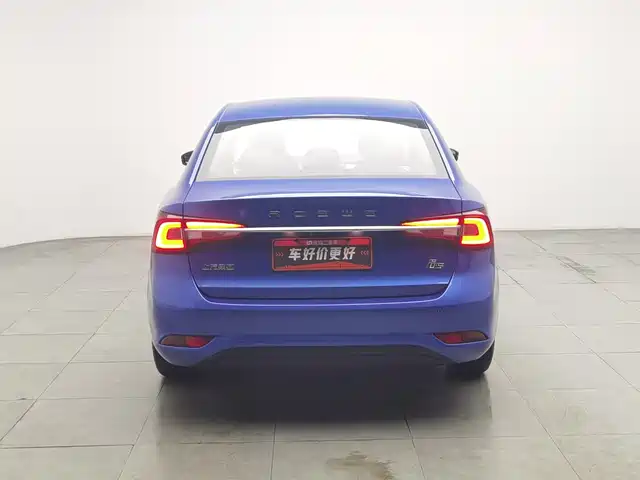 Roewe i5 2019 1.5L Auto 4G Langhao Edition — фото 4