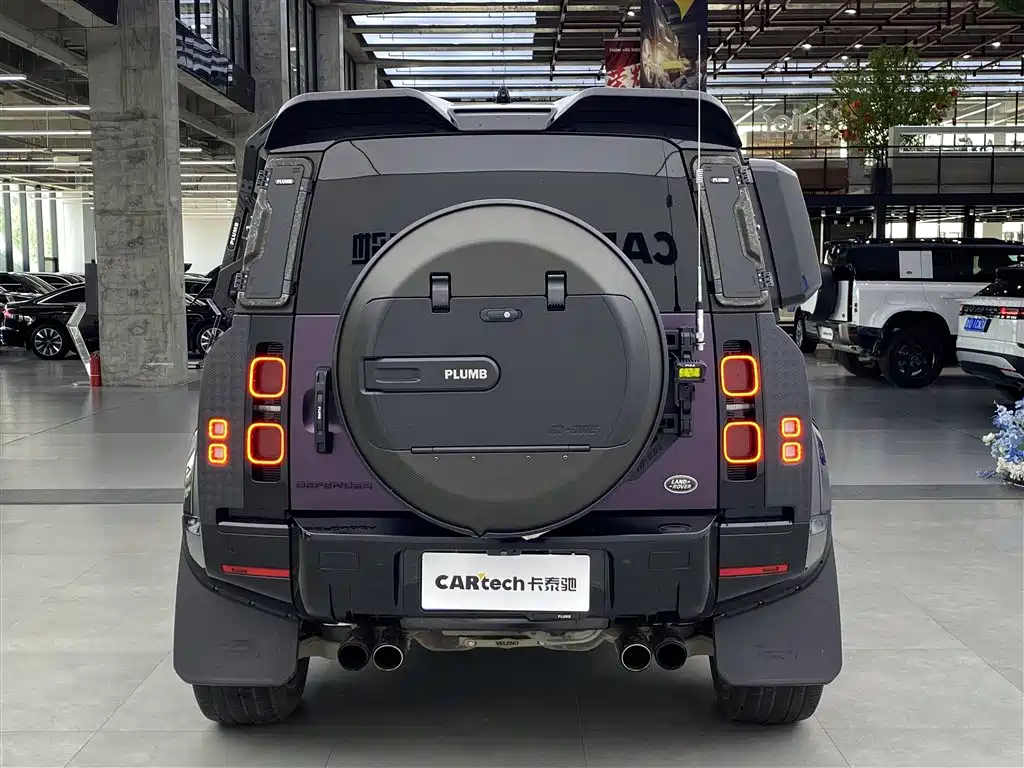 Land Rover Defender 2022 110 P400 Dark Special Edition фото 3