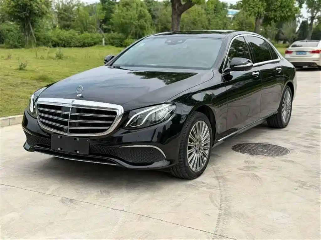 Mercedes-Benz E-Class 2020 E 300 L Fashion фото 2