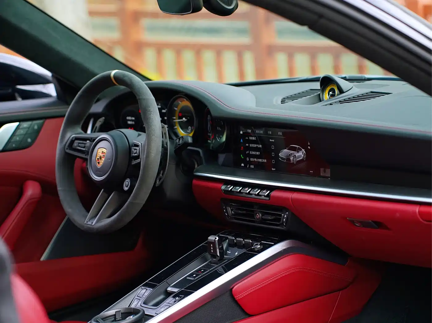 Porsche 911 2023 Turbo S 3.7T фото 10