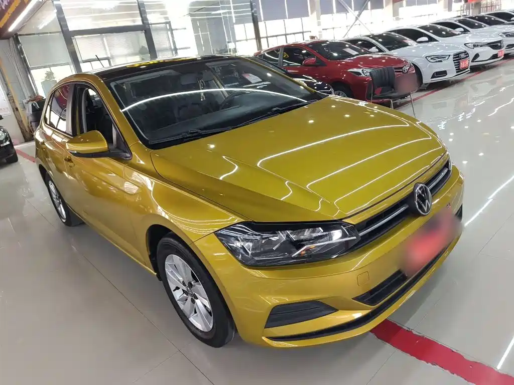 Volkswagen Polo 2021 Plus 1.5L Automatic Panorama Enjoyment Edition фото 20