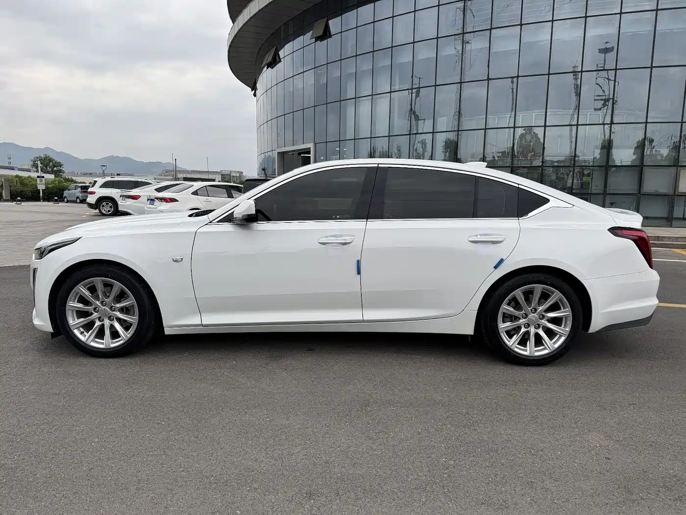 Cadillac CT5 2020 Facelift 28T Fashion Edition фото 7