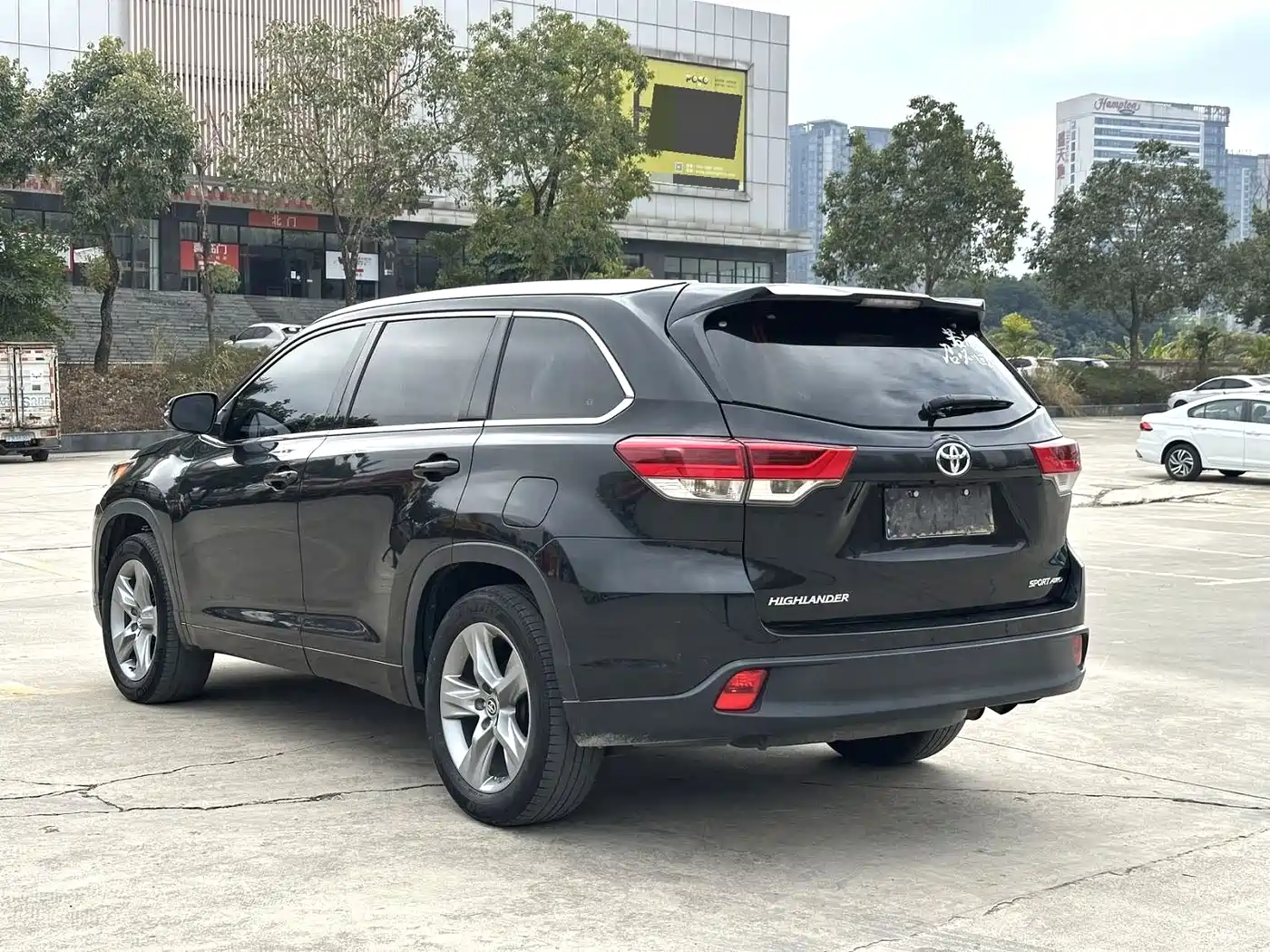 Toyota Highlander 2018 2.0T 4WD Premium 7-seater China VI фото 8