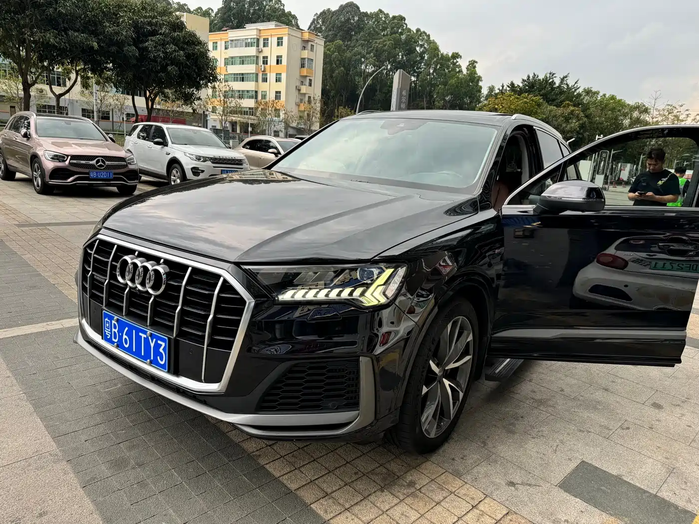 AUDI Q7