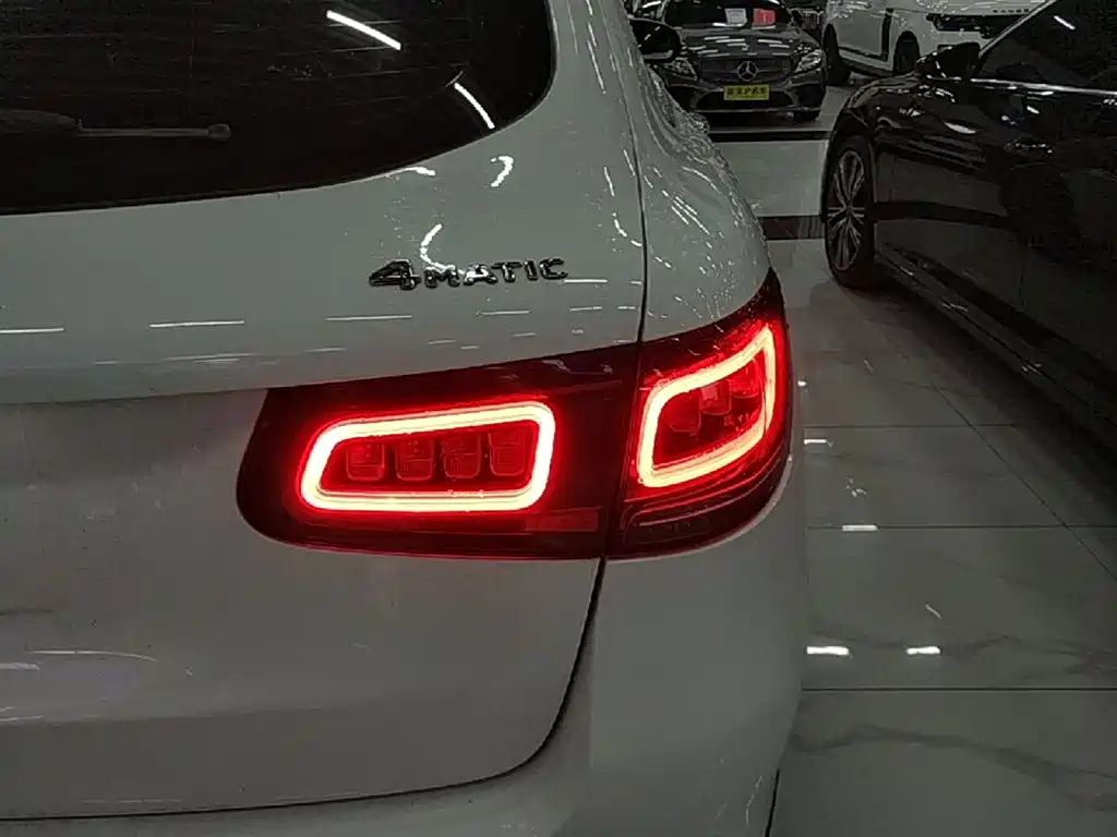 Mercedes-Benz GLC 2020 Facelift GLC 300 L 4MATIC AMG-Line фото 8