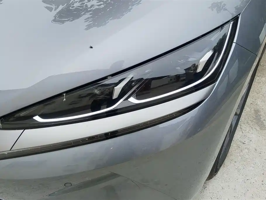 BYD Qin L 2025 EV 545KM Superior фото 5