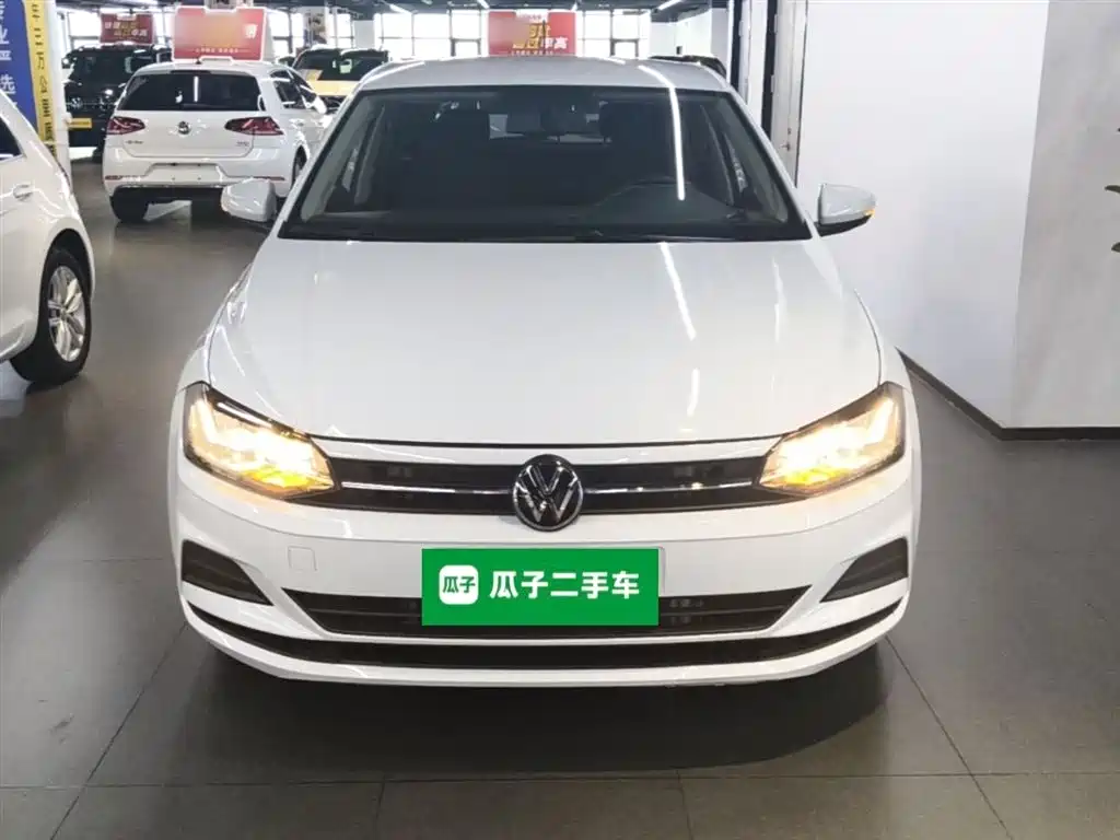 Volkswagen Polo 2023 Facelift Plus 1.5L Auto Joyful Living Edition фото 3