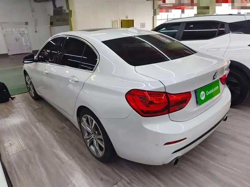 BMW 1 Series 2017 120i Design Package фото 5