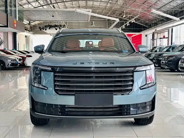  Jetour Jetour X70L 2025 2.0T Automatic Flagship 7-Seater