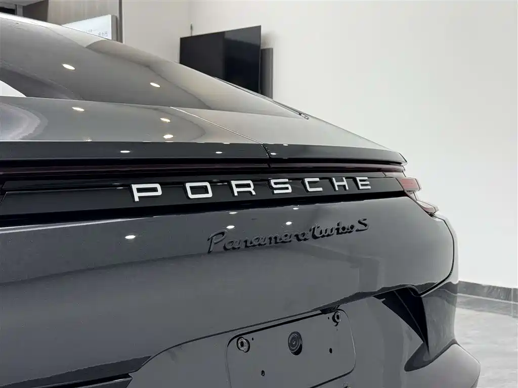 Porsche Panamera 2017 Panamera Turbo 4.0T фото 10