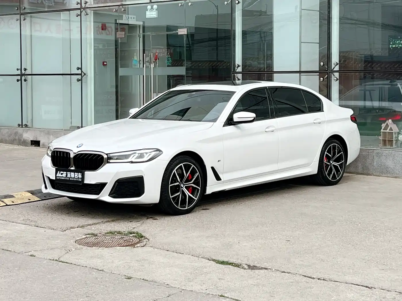 BMW 5-SERIES
