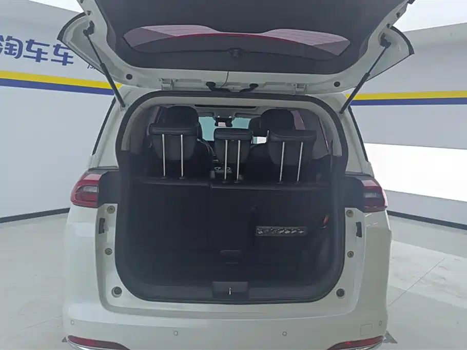 GAC Trumpchi Trumpchi M6 2021 PRO 270T DCT Premium Edition фото 4