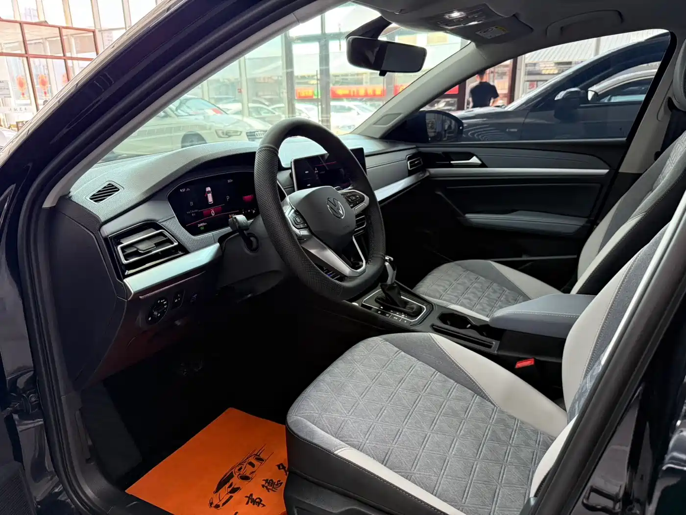 Volkswagen Lavida 2023 280TSI DSG Starlight Comfort Edition фото 4