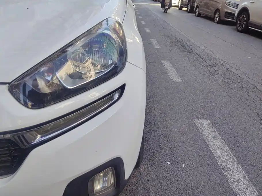 Kia KX3 2015 2015 1.6L Automatic 2WD DLX