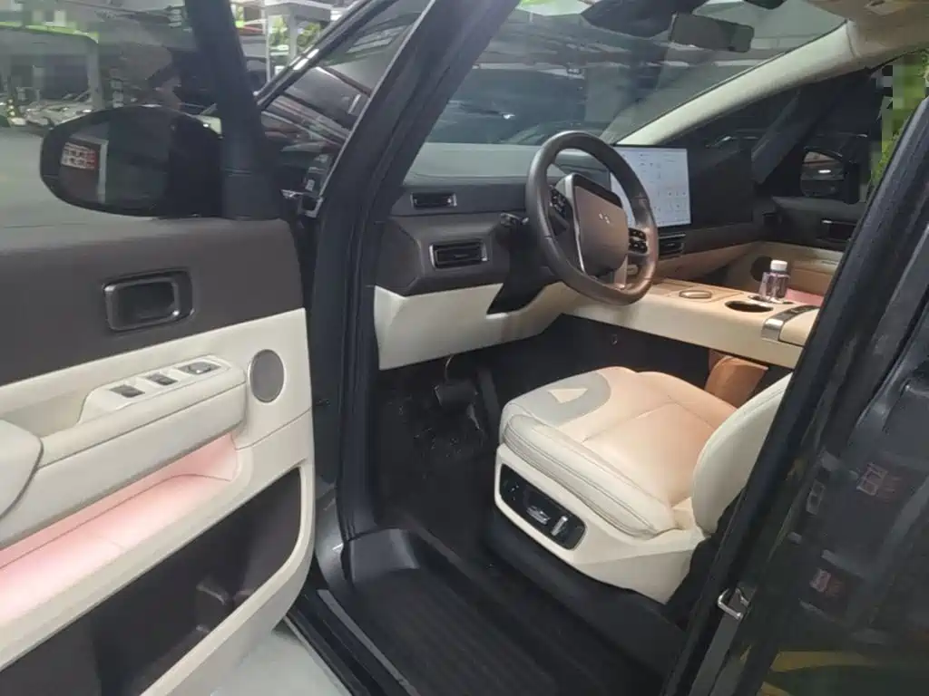 Li Auto MEGA 2024 2024 Ultra