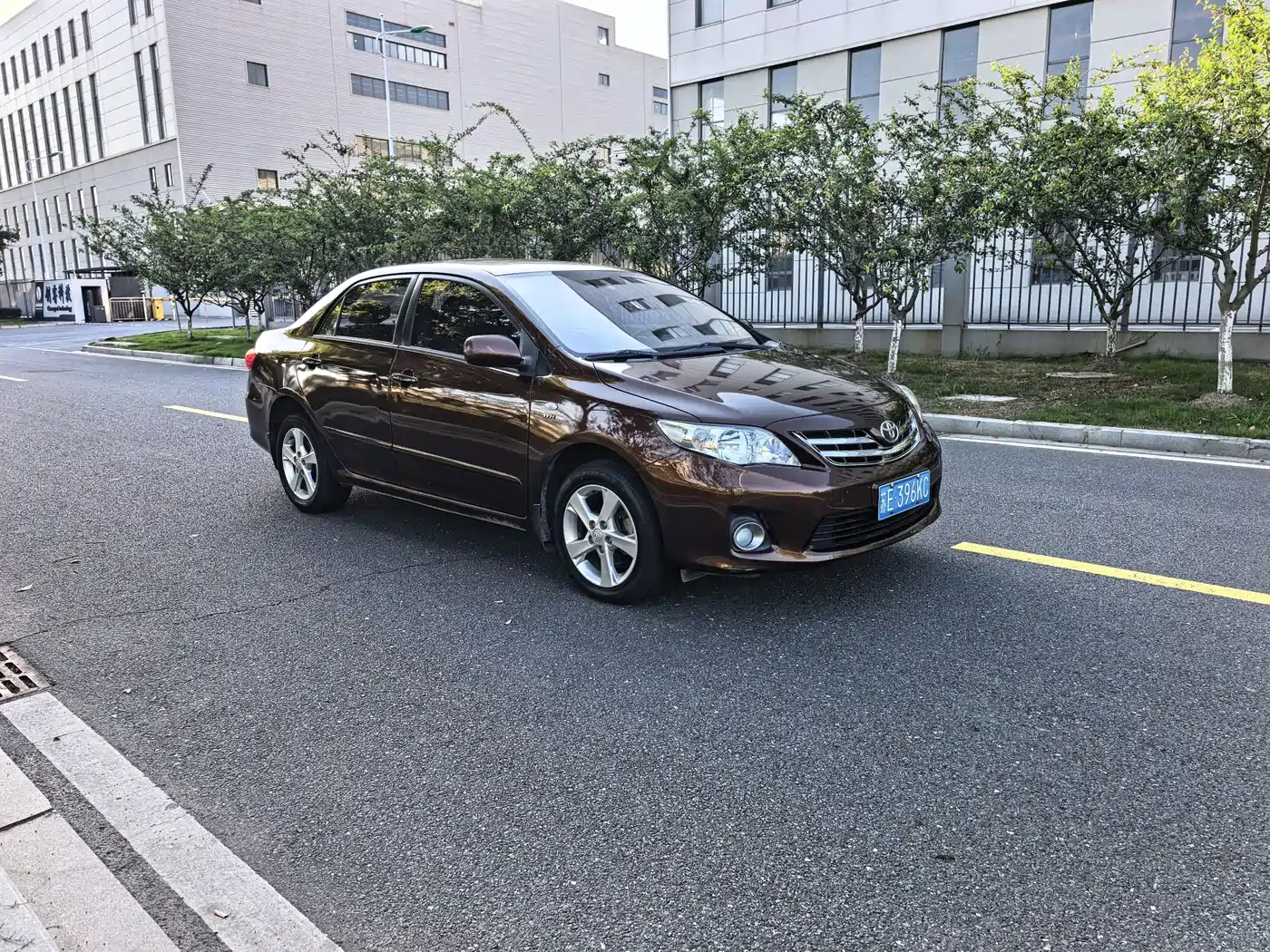Toyota Corolla 2012 Styling Edition 1.8L Manual GL-i фото 3