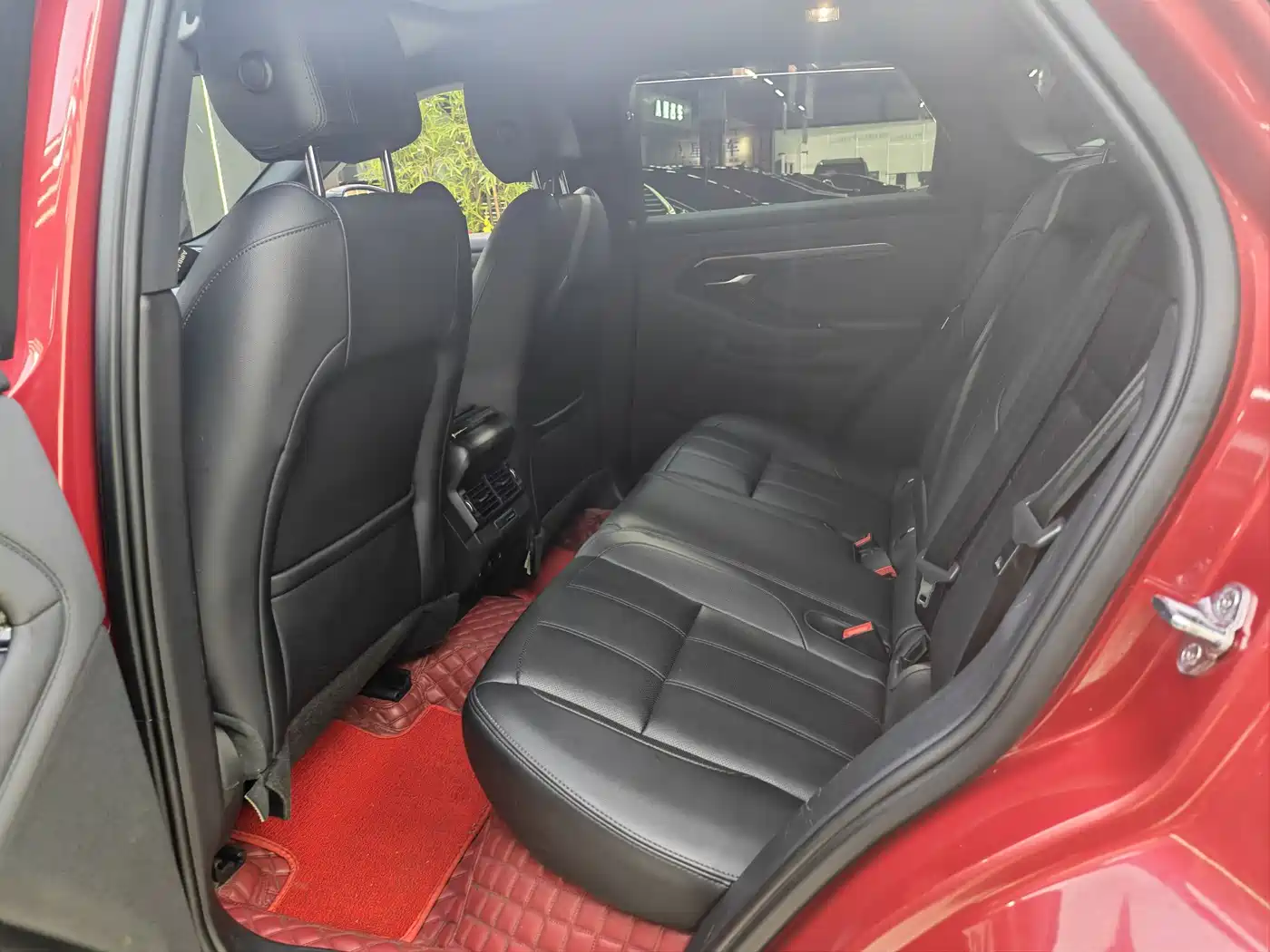 Land Rover Range Rover Evoque 2020 249PS R-DYNAMIC SE Sport Tech Edition фото 16