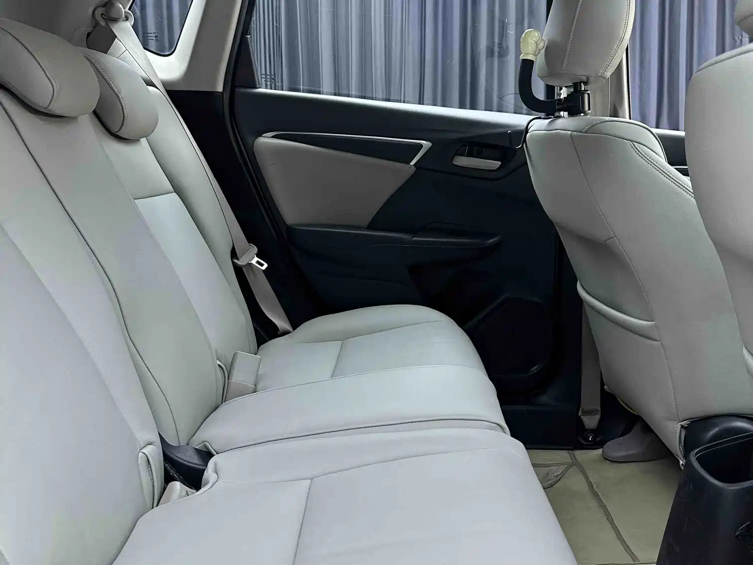 Фото 5 - Honda Fit