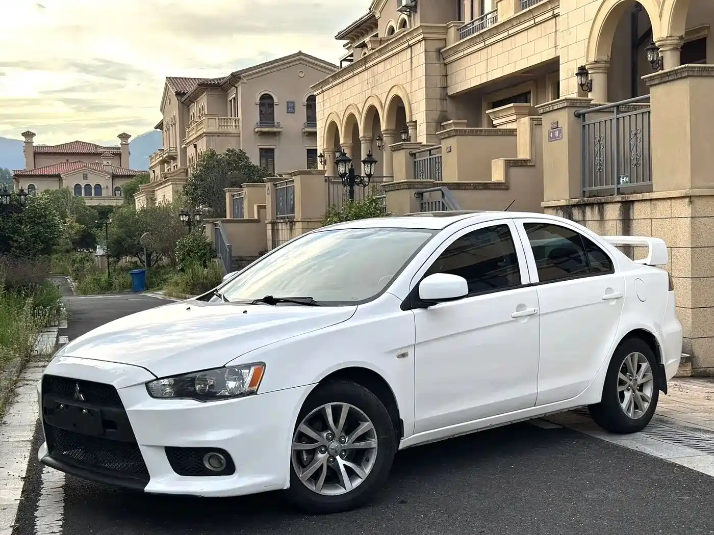 Mitsubishi Lancer EX 2012 Zhishang 1.8L Manual Luxury