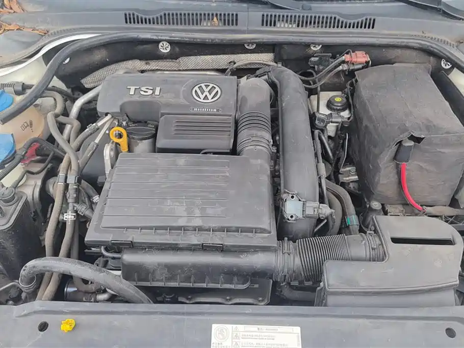 Volkswagen Sagitar 2017 280TSI Automatic R-Line фото 10