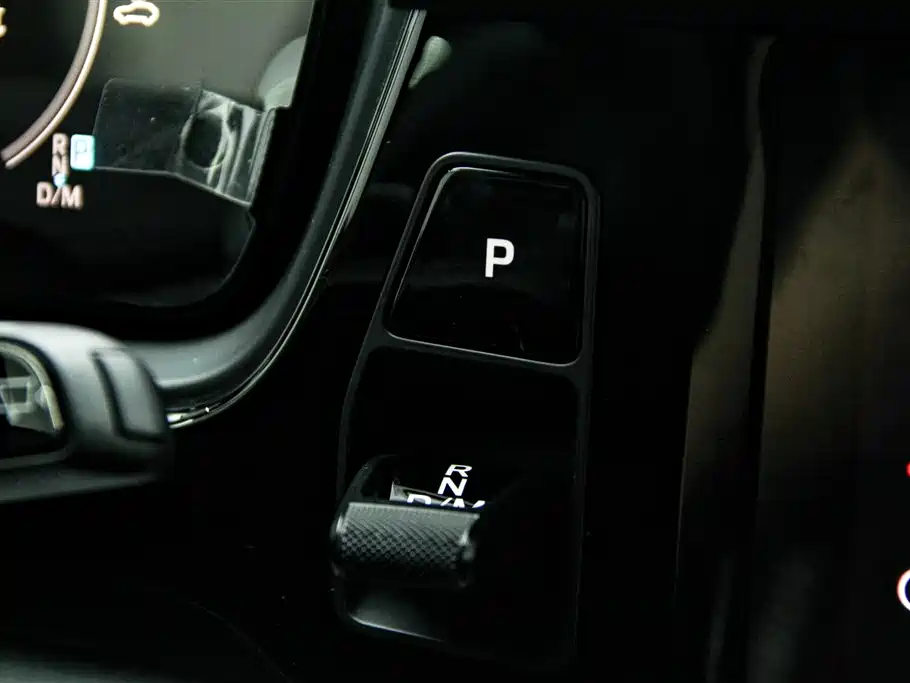 Photo 21 - Porsche Cayenne