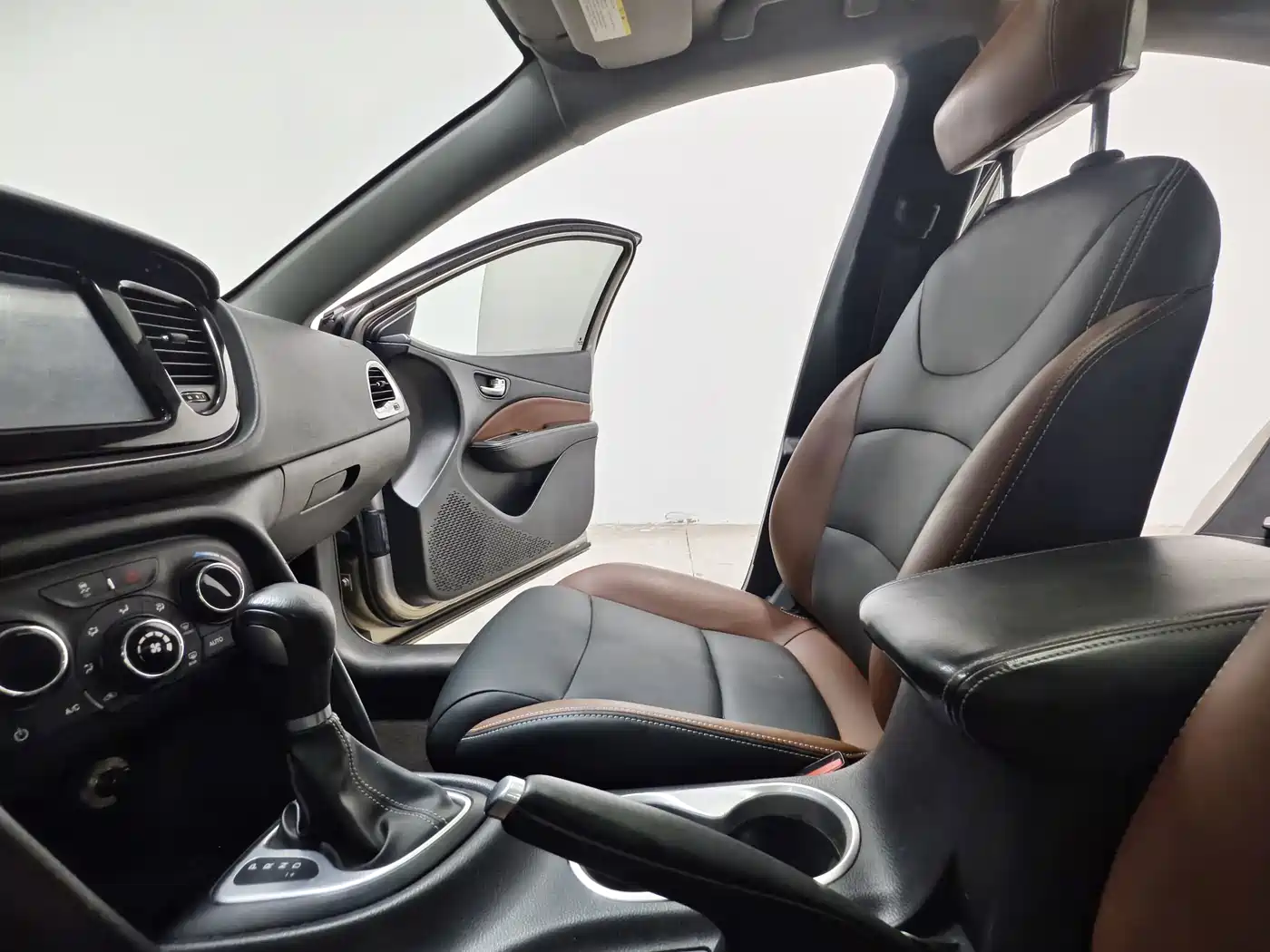 Fiat Viaggio 2015 2015 1.4T Auto Sport Edition