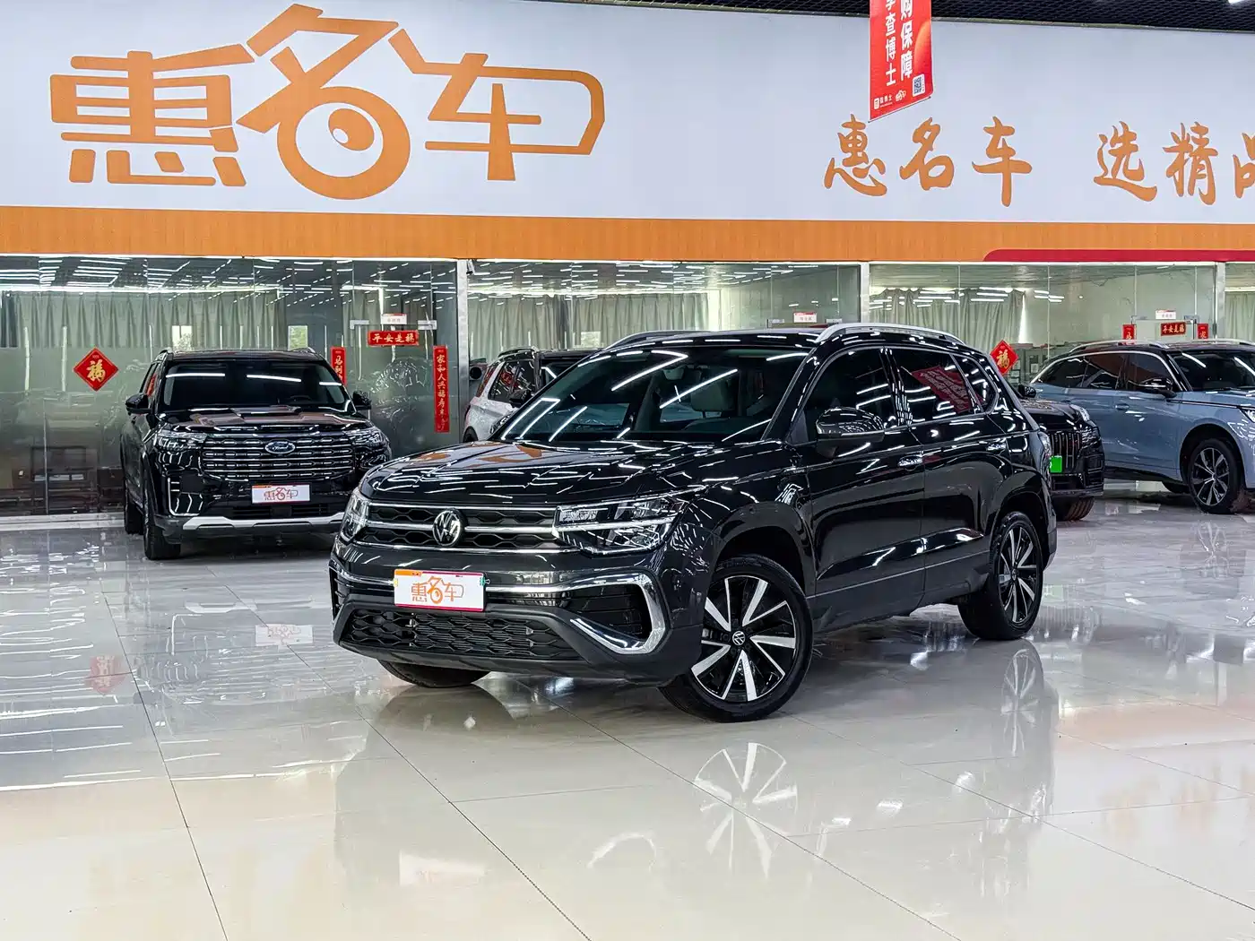 Volkswagen Tharu 2023 300TSI 2WD Bright Moon Edition