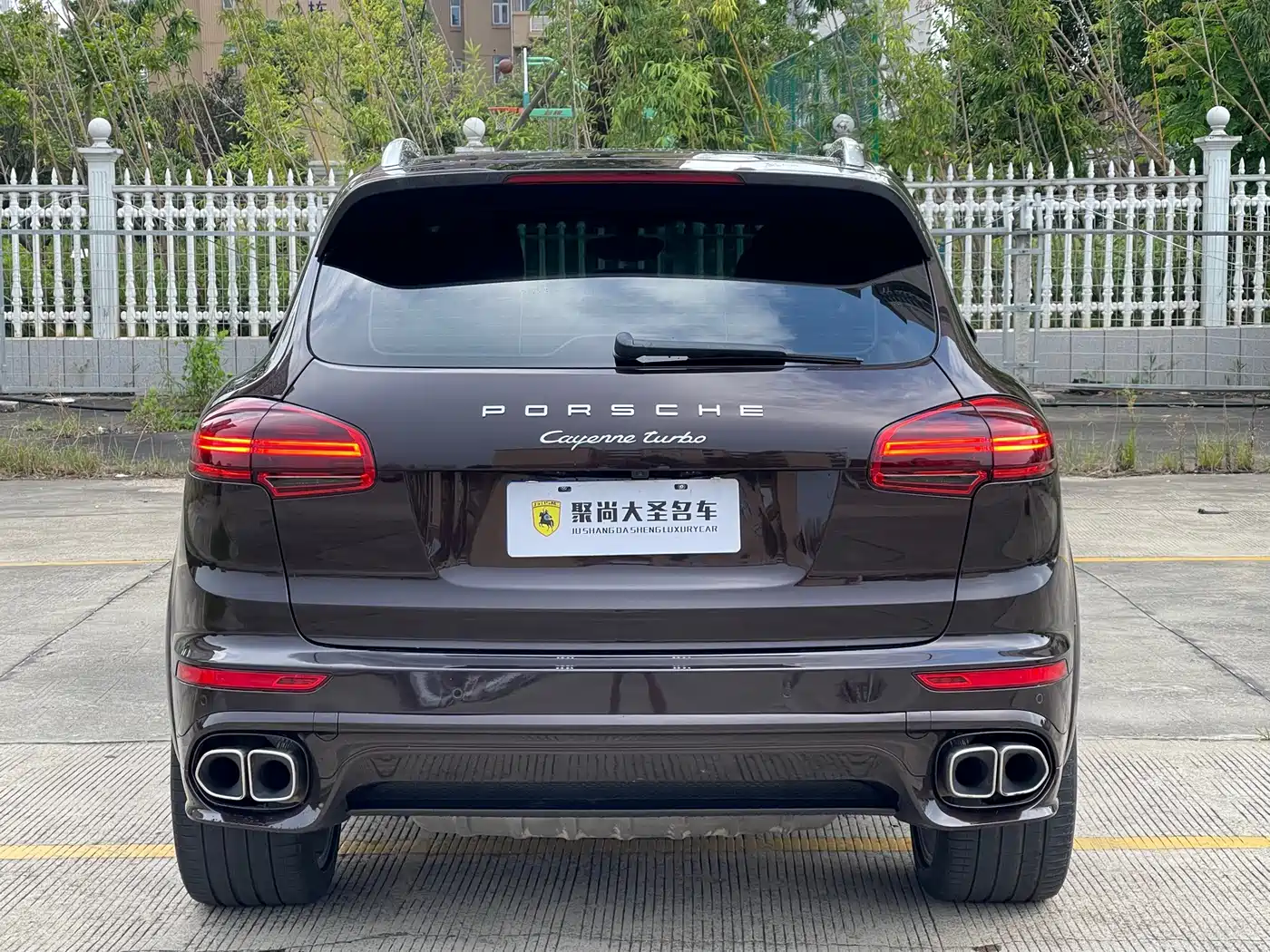 Фото 10 - Porsche Cayenne