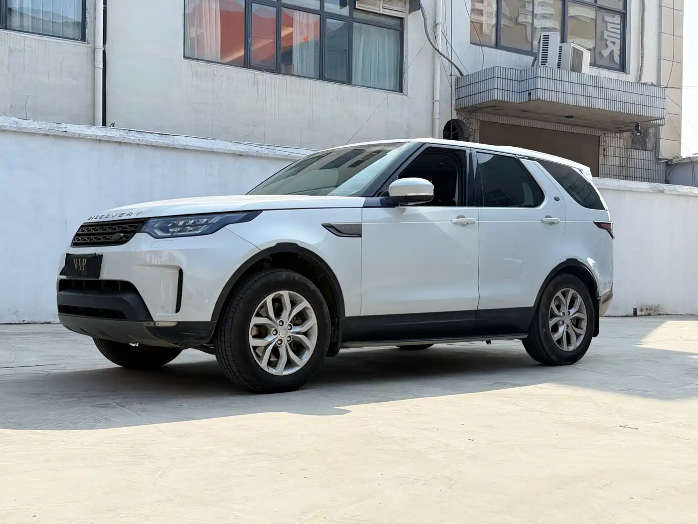 Land Rover Discovery 2017 3.0 SC V6 SE