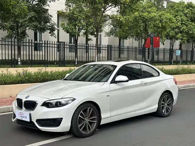 BMW 2 SERIES