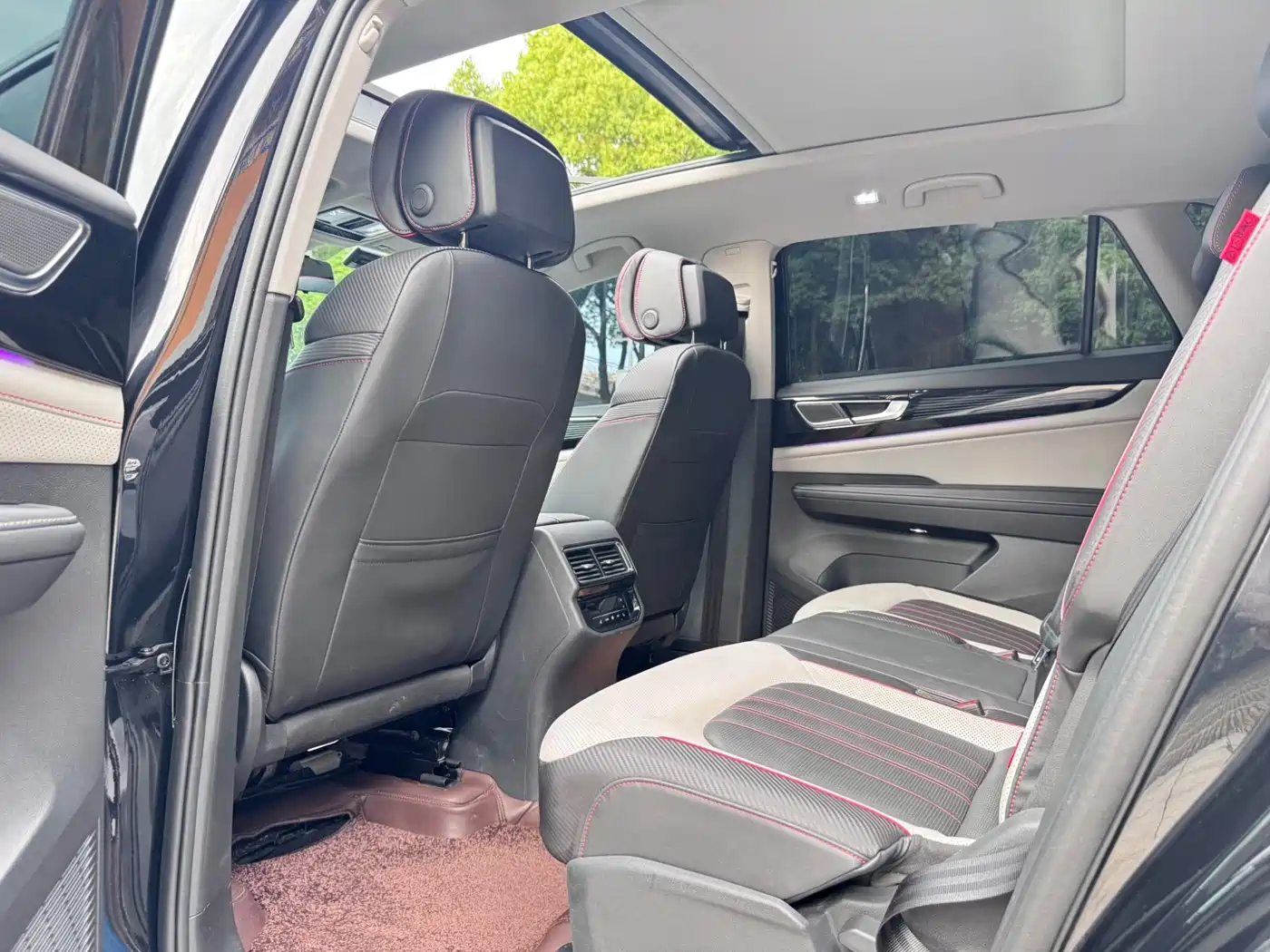 Volkswagen Teramont 2024 Teramont X 380TSI 4WD Premium Luxury Edition фото 11