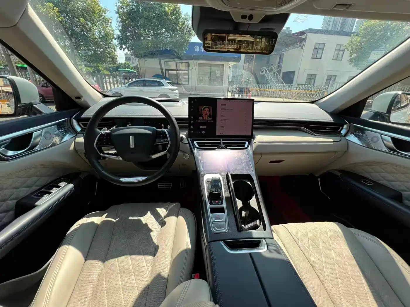 WEI PAI WEI BRAND MOCHA