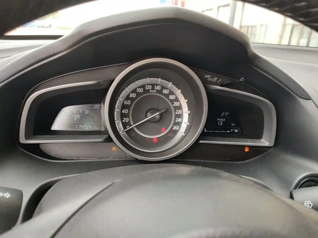 Фото 12 - Mazda CX-4