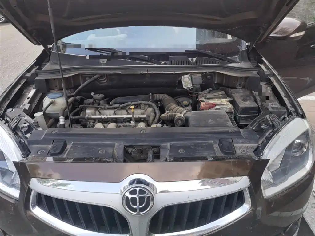 Zhonghua V5 2018 2016 1.5T Automatic 2WD Smart