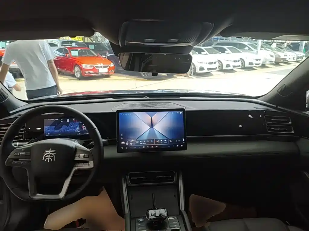 BYD Qin L 2025 DM-i Smart Drive Edition 80KM Leading фото 10