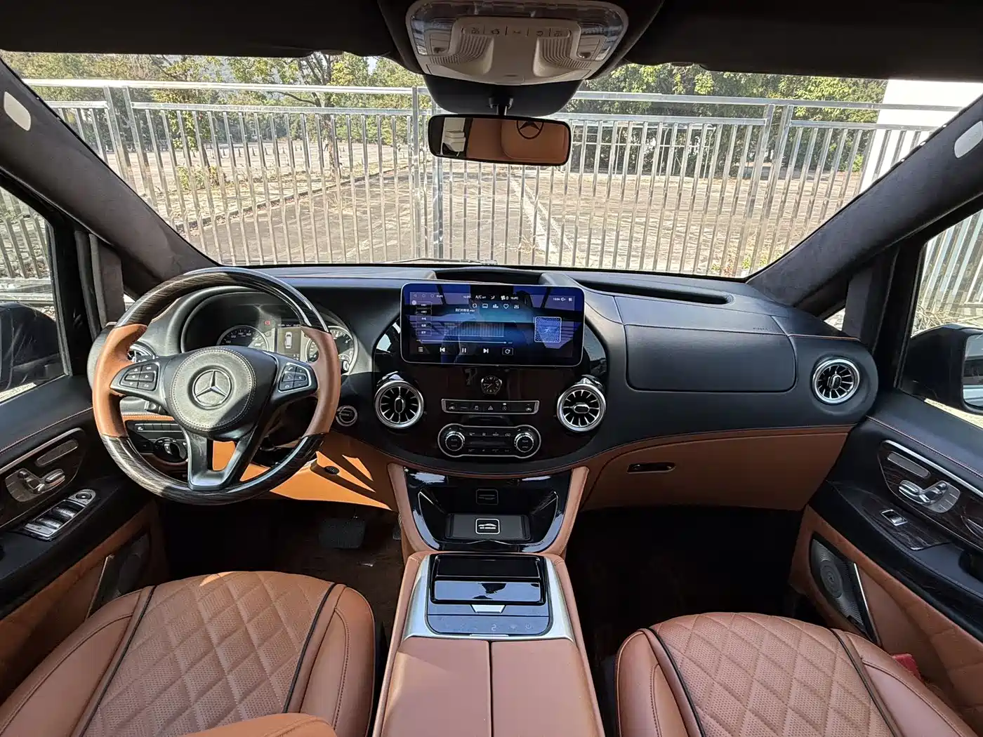 Mercedes-Benz Vito 2021 2.0T Business Edition 7-seater фото 8